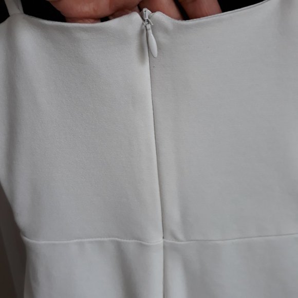 WOMEN'S CUFF DRESS IN IVORY COLOR / SIZE SMALL / LULU'S BRAND - Picture 8 of 11